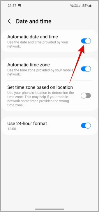 Автоматично задаване на дата и час на Samsung Galaxy Phone