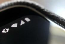 안드로이드 폰을 진동 모드로 전환하는 초고속 버튼 콤보가 있습니다