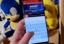 화면에서 쪼개기 중지 — Galaxy의 키보드를 사용하여 커서를 원하는 곳으로 정확하게 이동